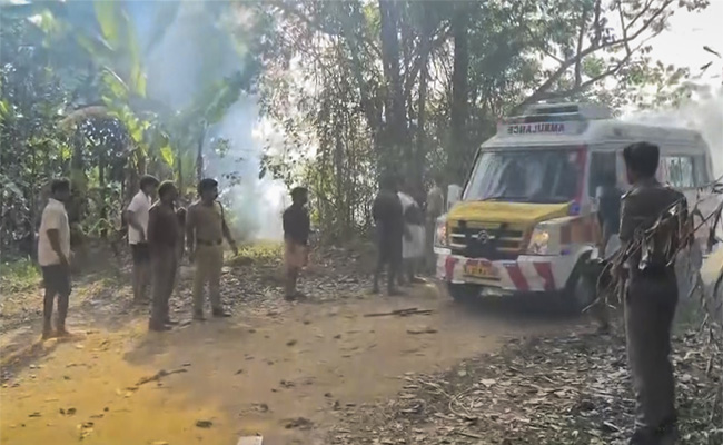 Kerala: Blast at fireworks unit rips through paddy field, leaving death, devastation